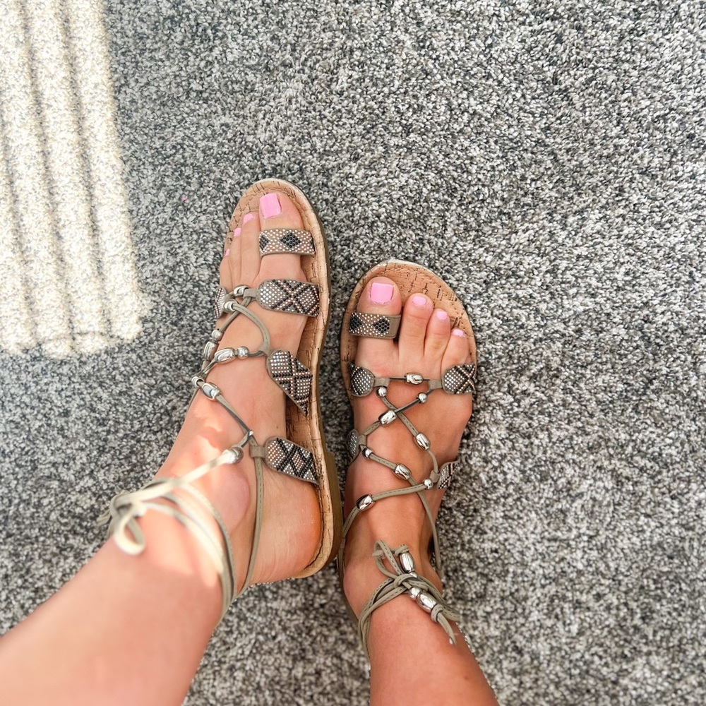 LACE UP SANDALS